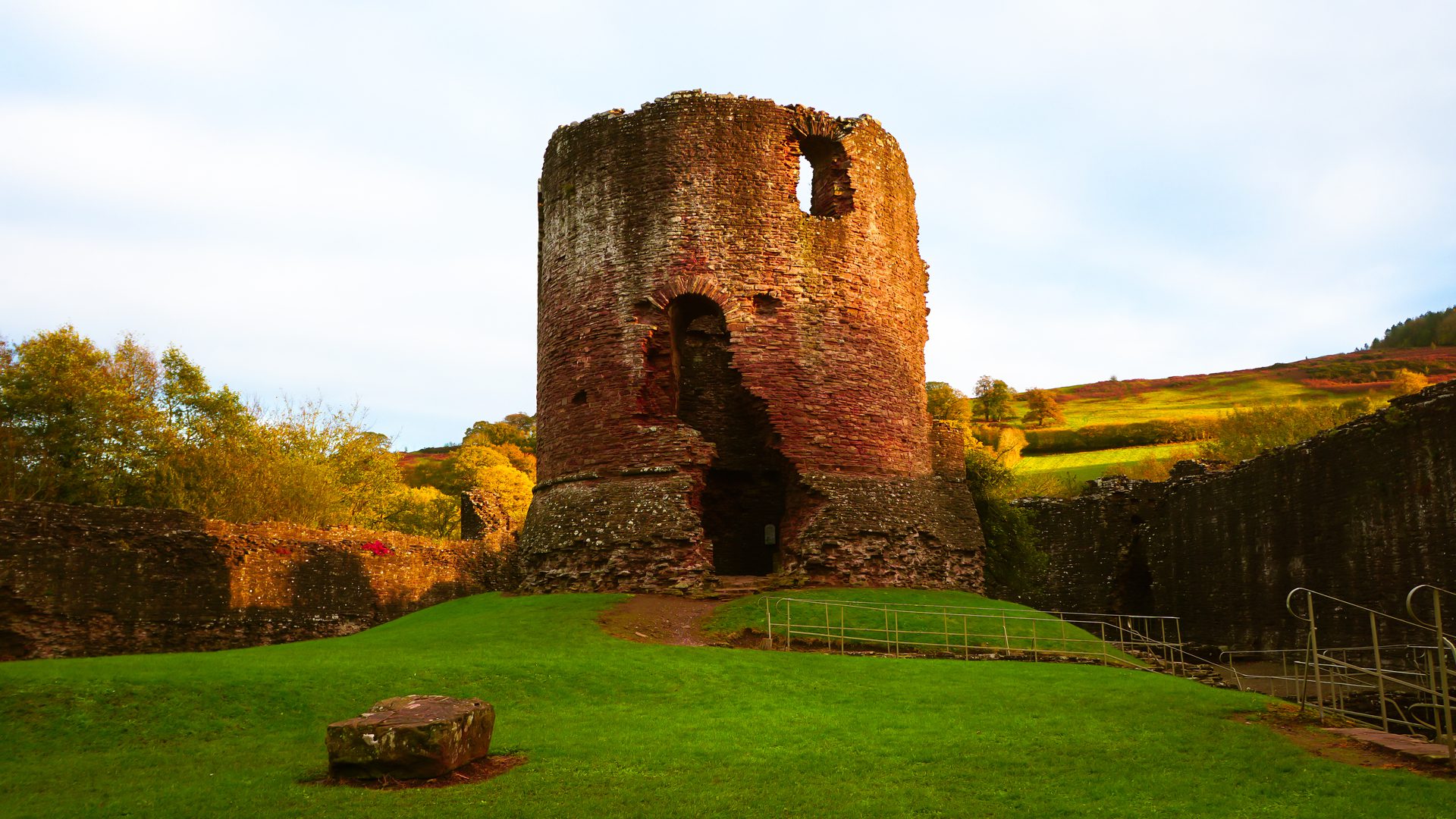 Skenfrith Castle