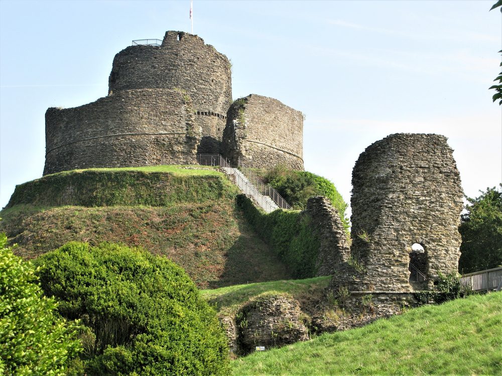 Launceston Castle Opening Hours, Visitor Info Castles History